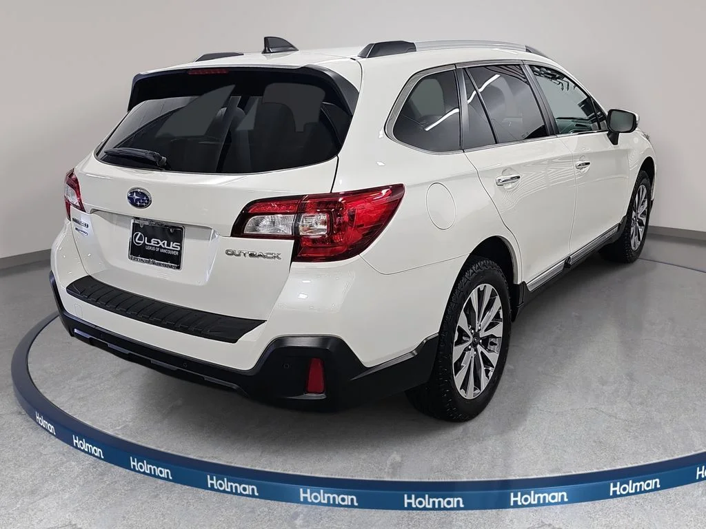 Used 2019 White Subaru 2.5i image 6