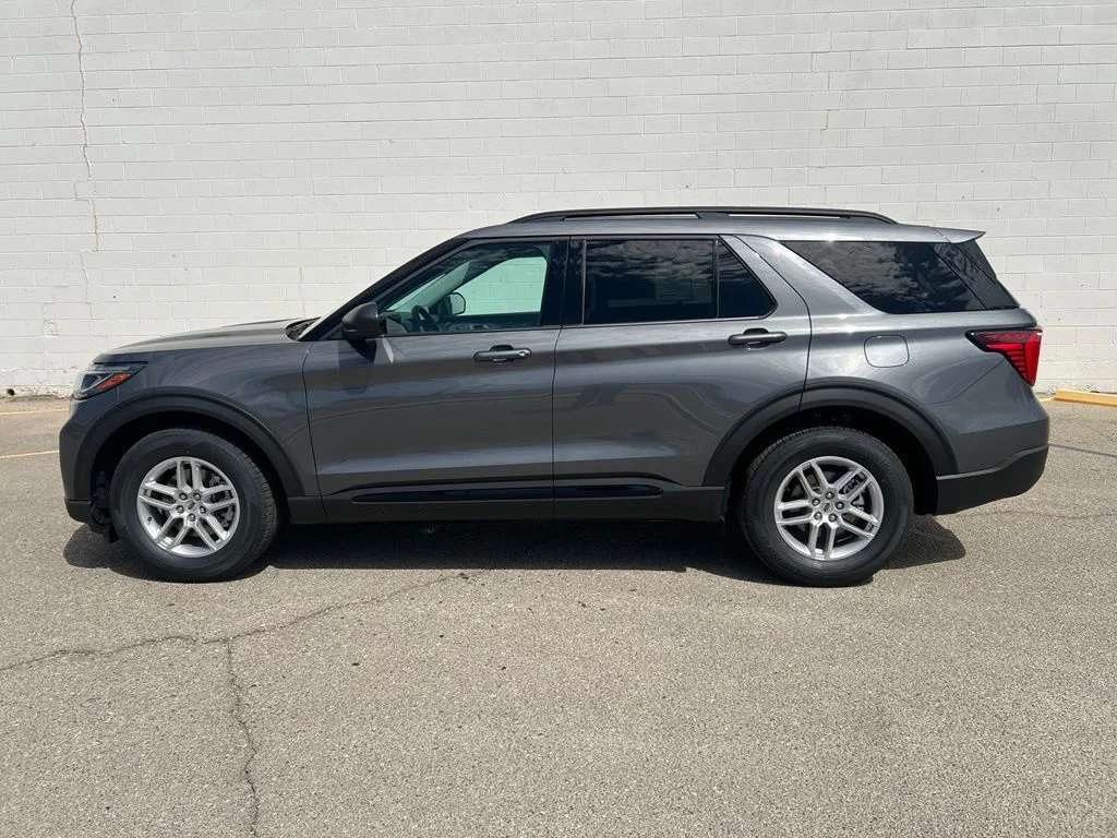 New 2026 Carbonized Gray Metallic Ford Active image 3