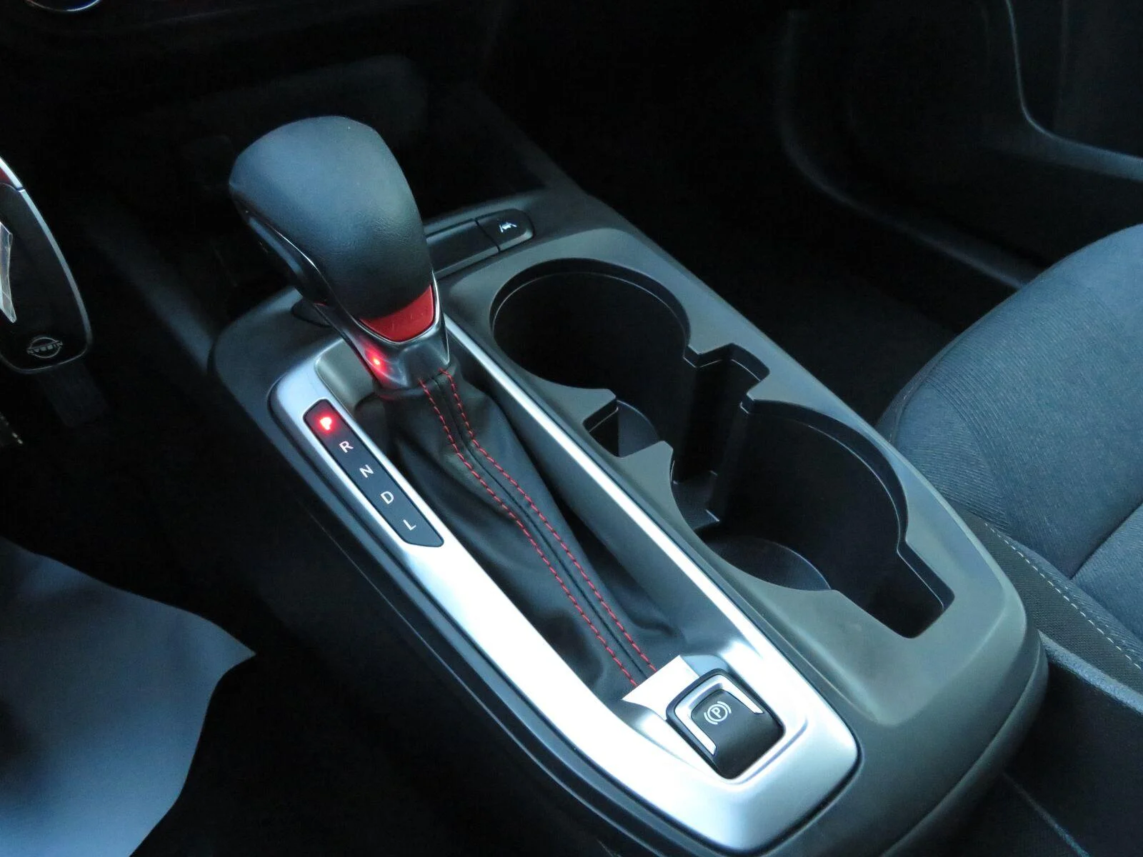 Used 2025 Marina Blue Metallic Chevrolet 1RS image 32