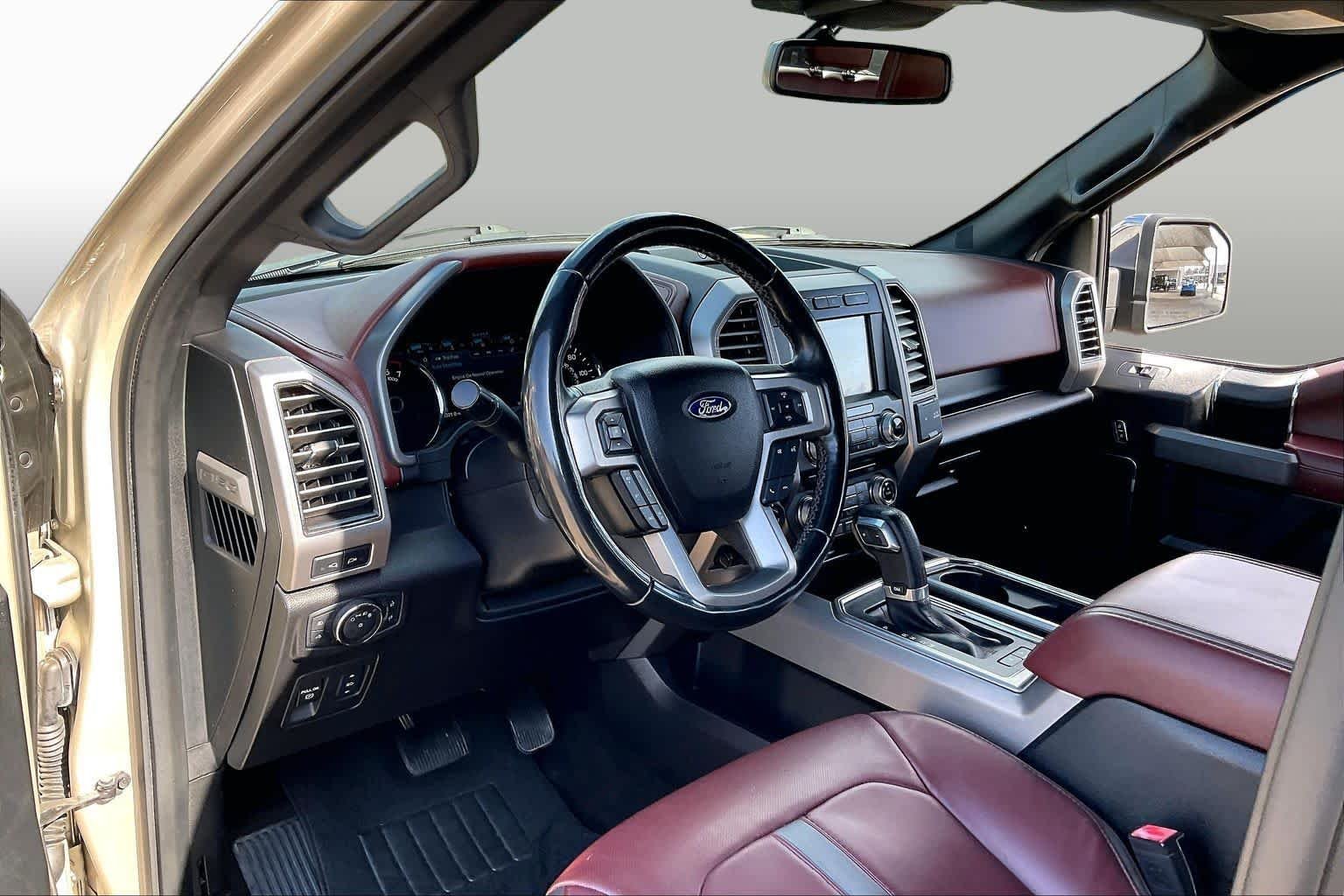 Used 2018 White Gold Ford Platinum image 17