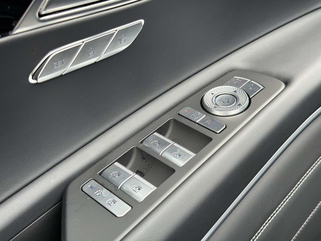 New 2026 Blue Genesis 2.5T image 18