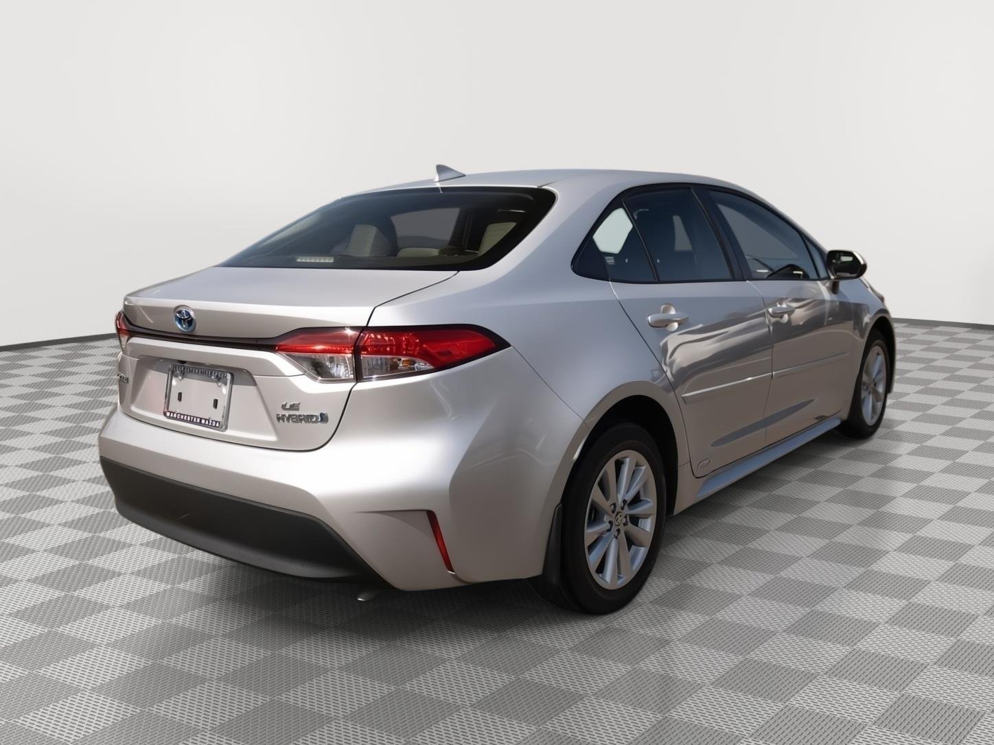 Used 2024 Classic Silver Metallic Toyota Hybrid LE image 22
