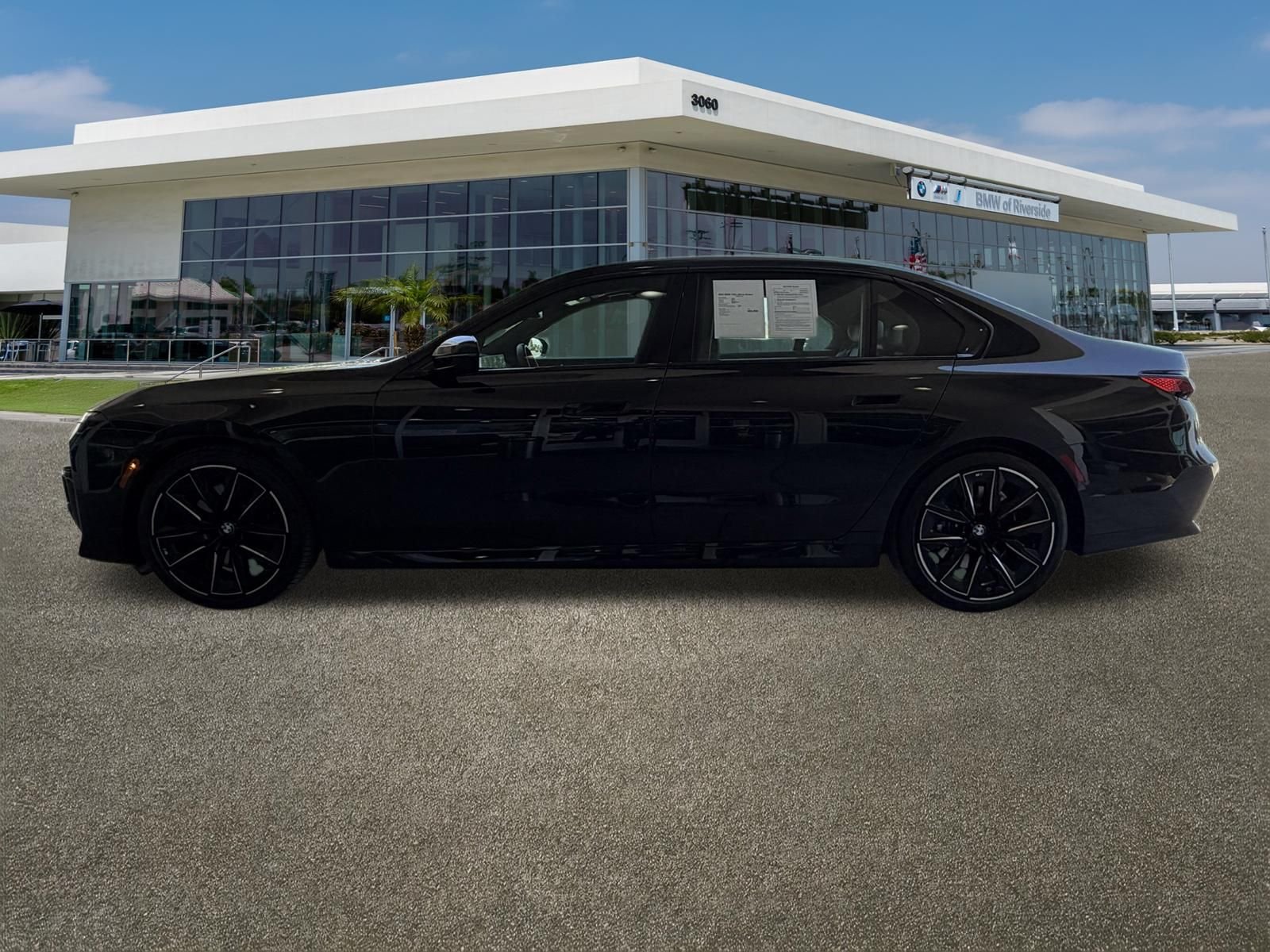 Used 2025 Black BMW 740i xDrive image 6