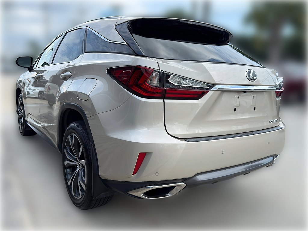 Used 2019 Satin Cashmere Metallic Lexus Base image 5