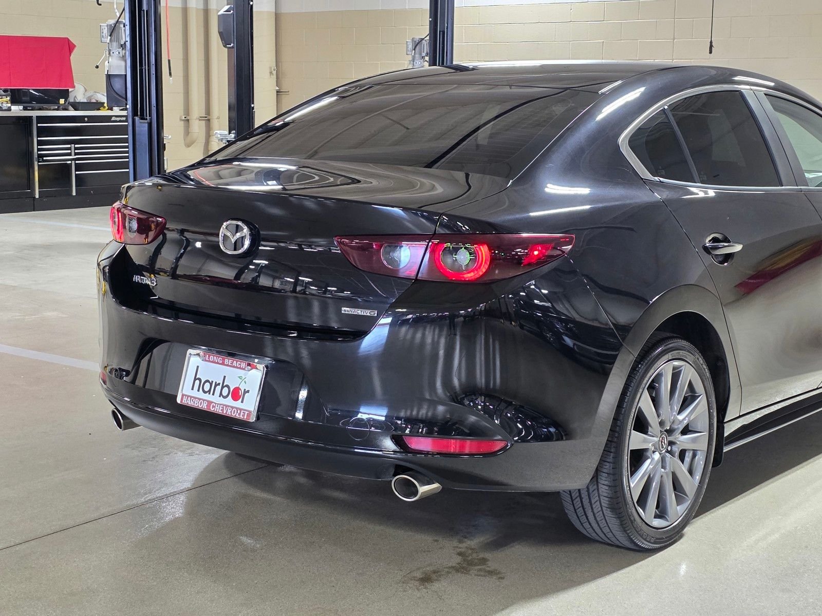 Used 2025 Jet Black Mica Mazda 2.5 S Preferred Package image 11
