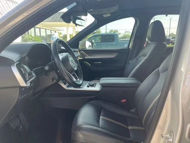 Used 2025 Platinum Quartz Mazda S Premium Package image 9