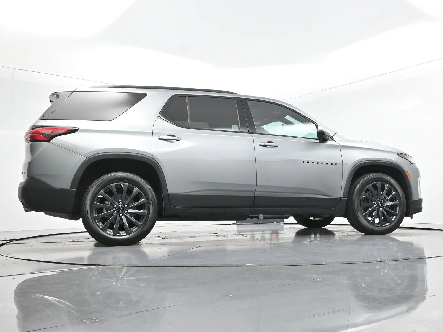 Used 2023 Sterling Gray Metallic Chevrolet RS image 48