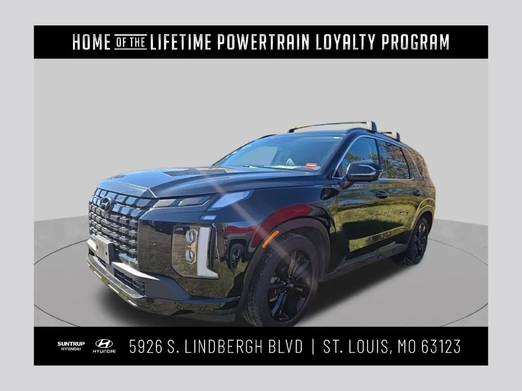 Used 2025 Black Metallic Hyundai XRT image 1