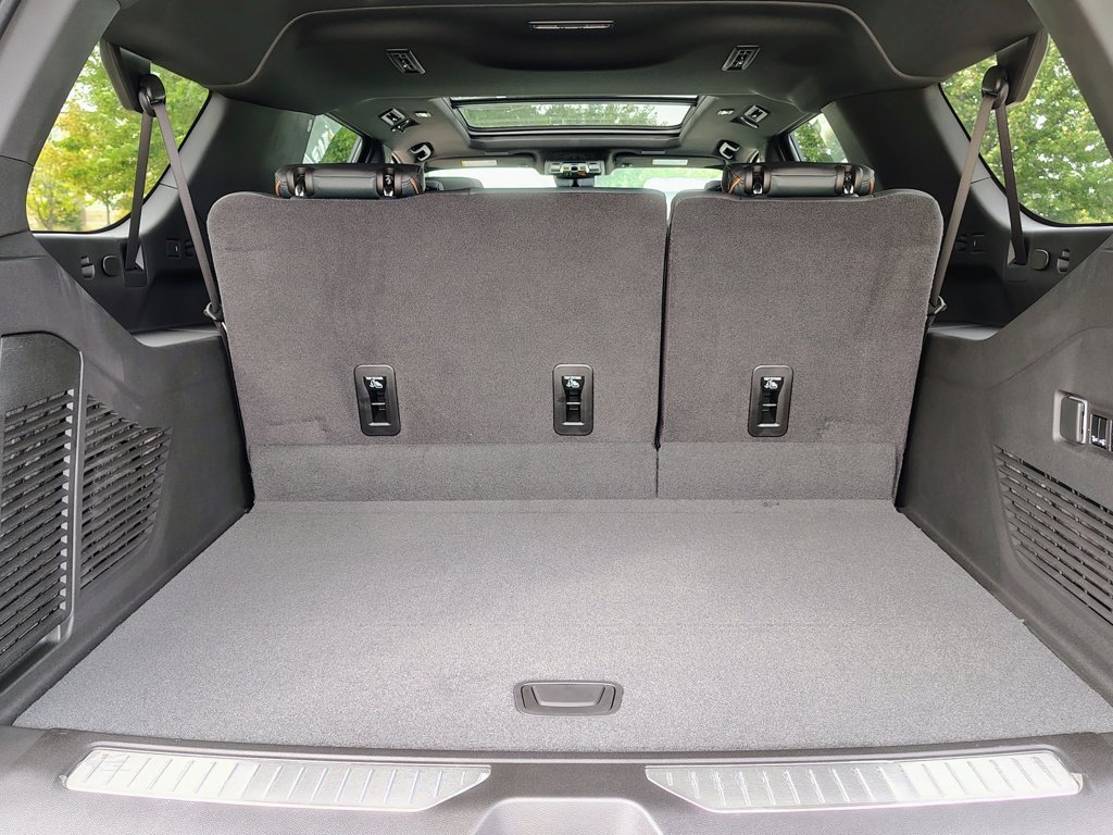 2026 GMC Yukon XL AT4 - Photo 17