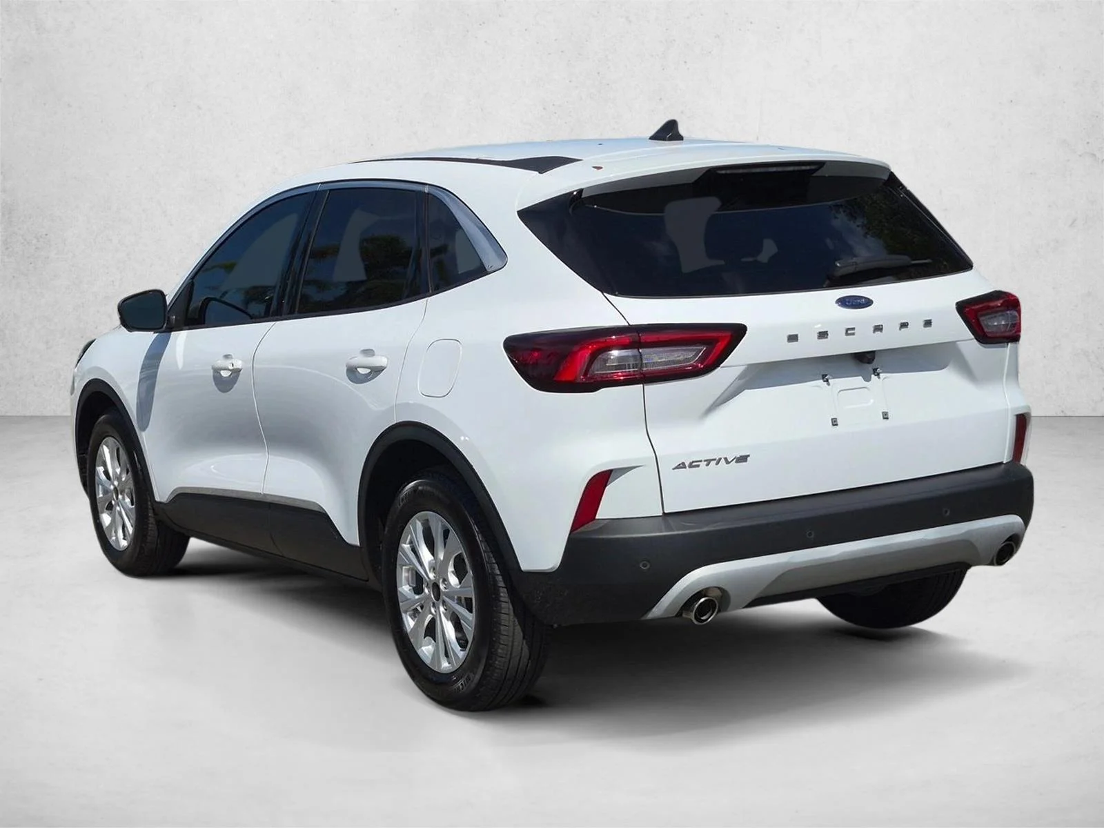 Used 2024 Oxford White Ford Active image 8