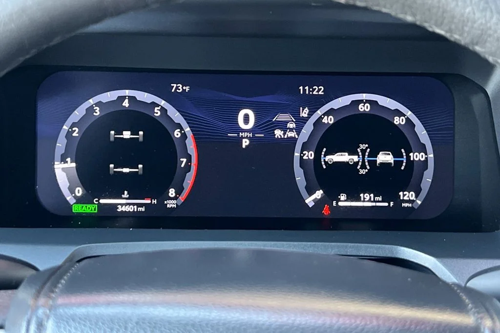 Certified Used 2025  Toyota Limited image 27