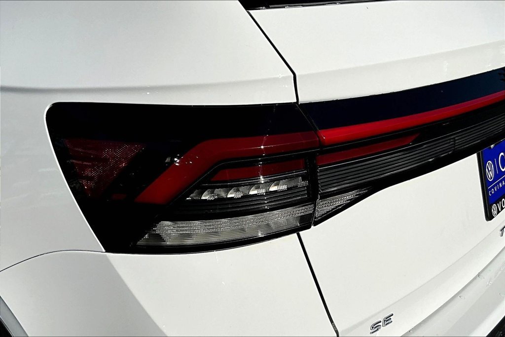 New 2026 White Volkswagen 1.5T SE image 21