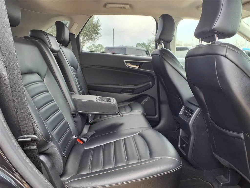 Used 2023 Black Ford SEL image 13