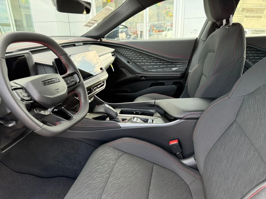 2026 Dodge Charger R/T - Photo 4