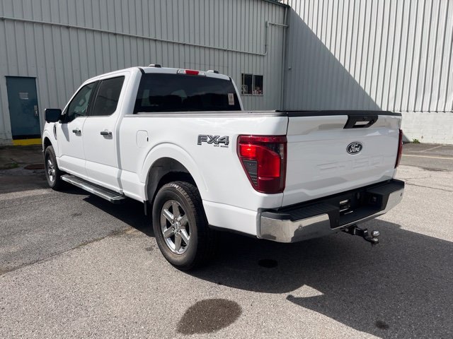 Used 2024 Oxford White Ford XLT image 7
