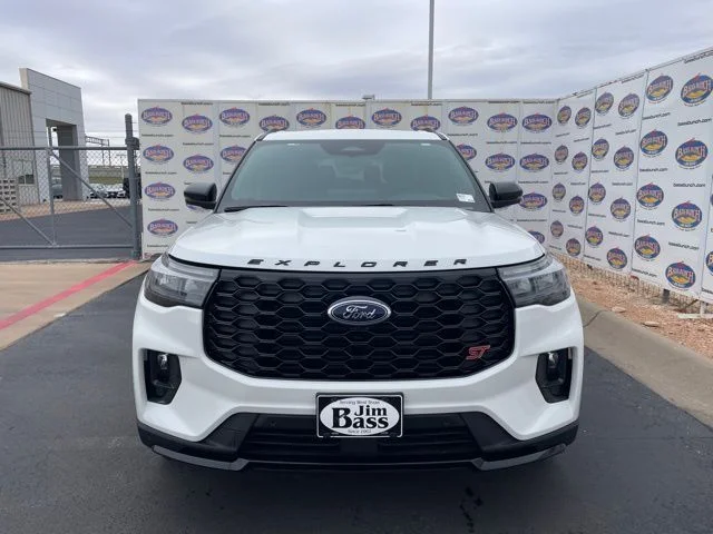 New 2026 Star White Metallic Tri-Coat Ford ST image 3