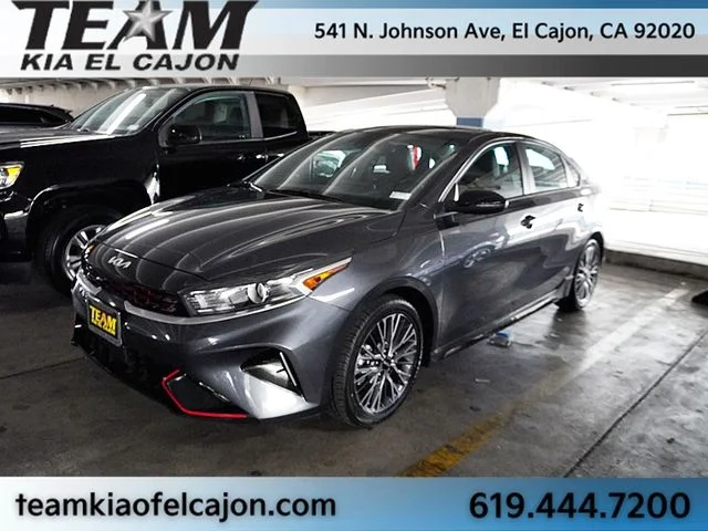 2023 Kia Forte GT-Line AT's photo