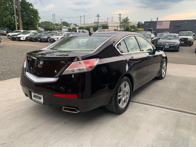 Used 2011 Maroon Acura Sedan 4D image 20