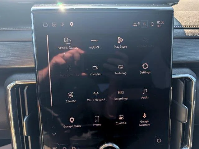 New 2027 Sterling Metallic GMC Elevation image 19
