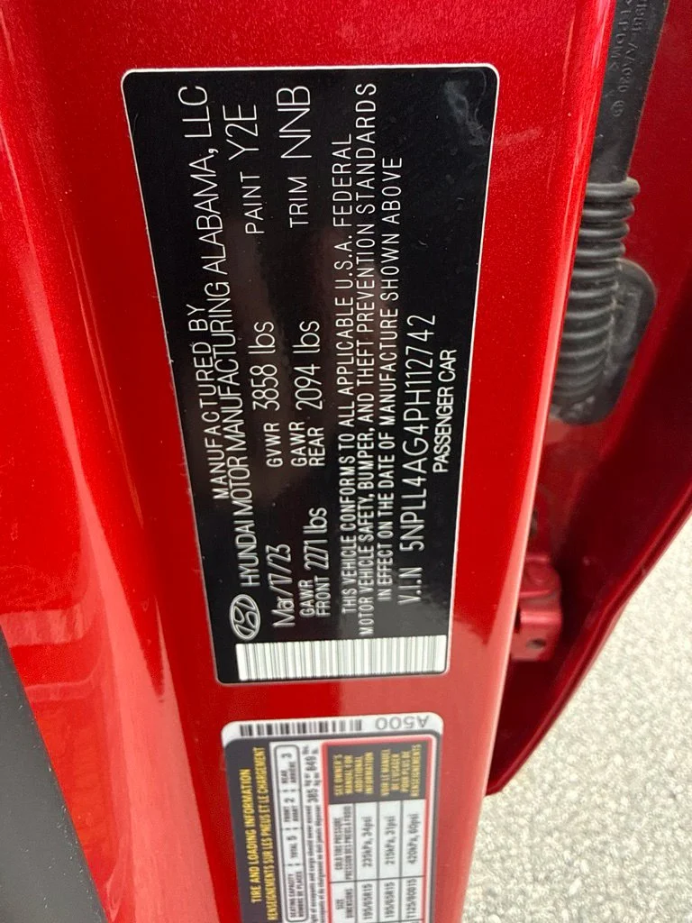 Used 2023 Red Hyundai SE image 22