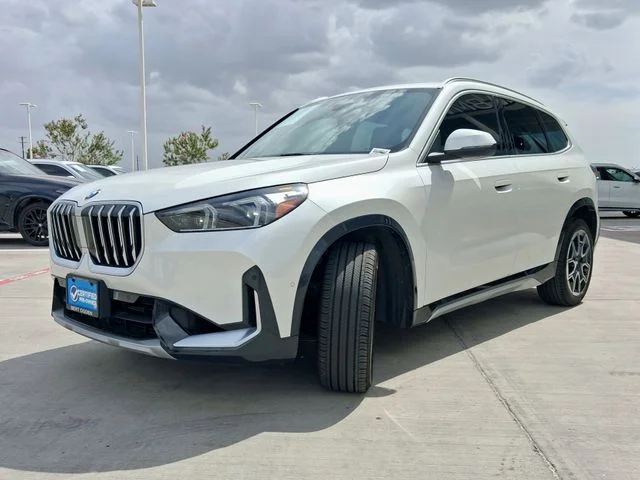 2025 BMW X1 28i - Photo 2