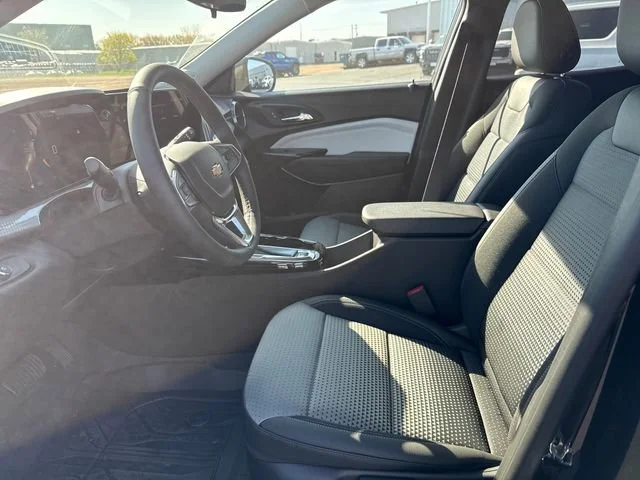 New 2026 Mosaic Black Metallic Chevrolet LT image 10