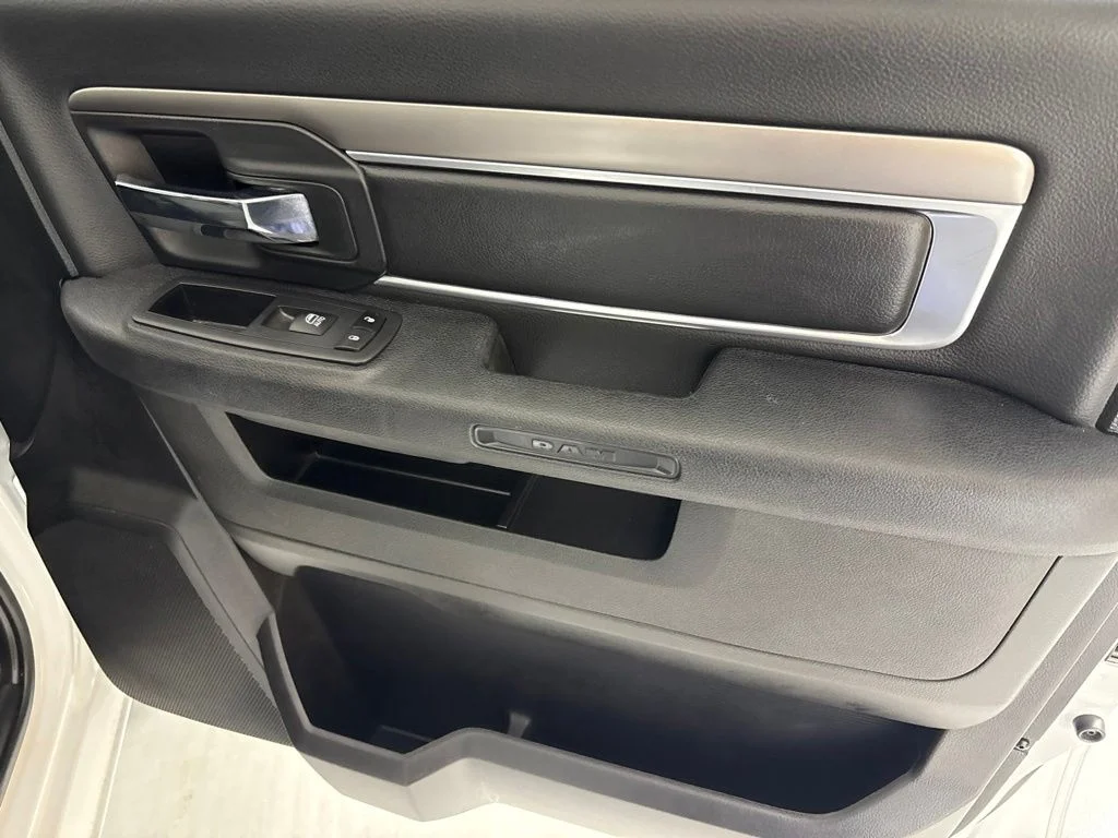 Used 2024 White Ram Warlock image 14