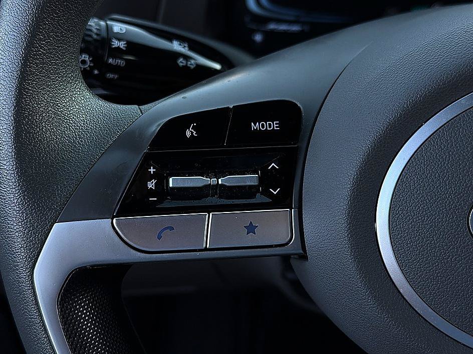 Certified Used 2024 Fluid Metal Hyundai SE image 16