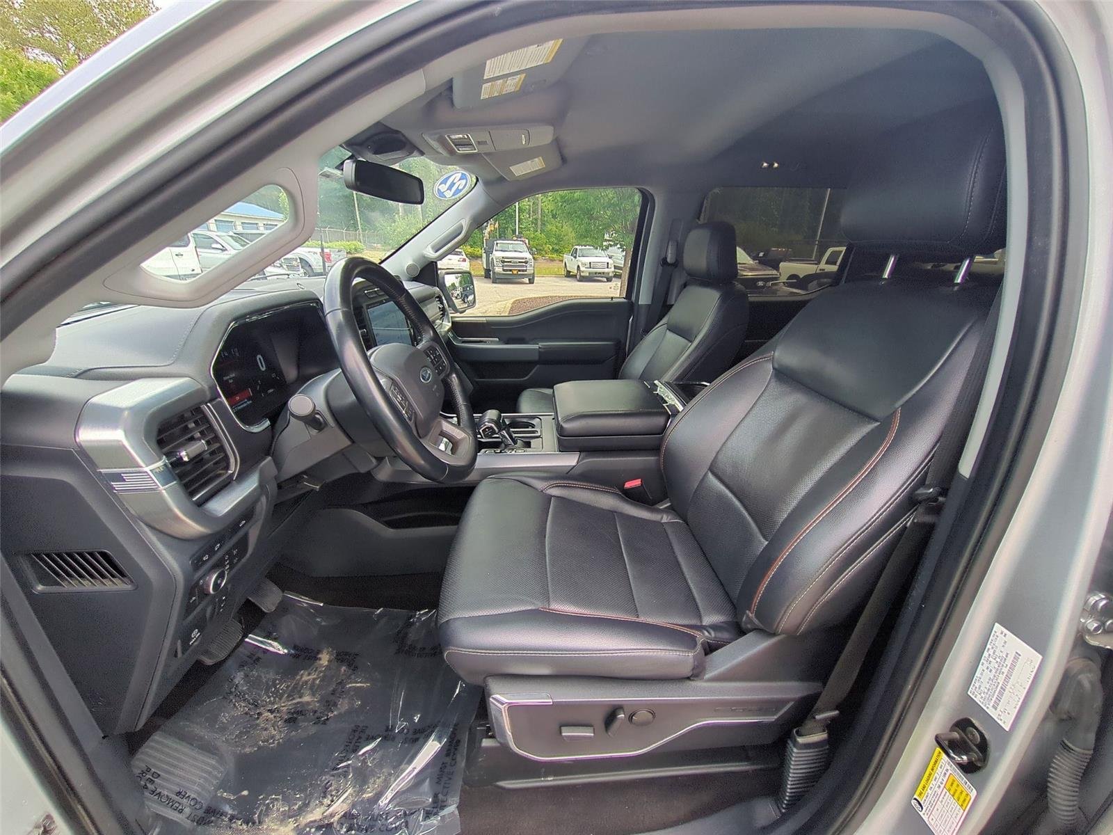 Used 2022 Iconic Silver Metallic Ford LARIAT image 18