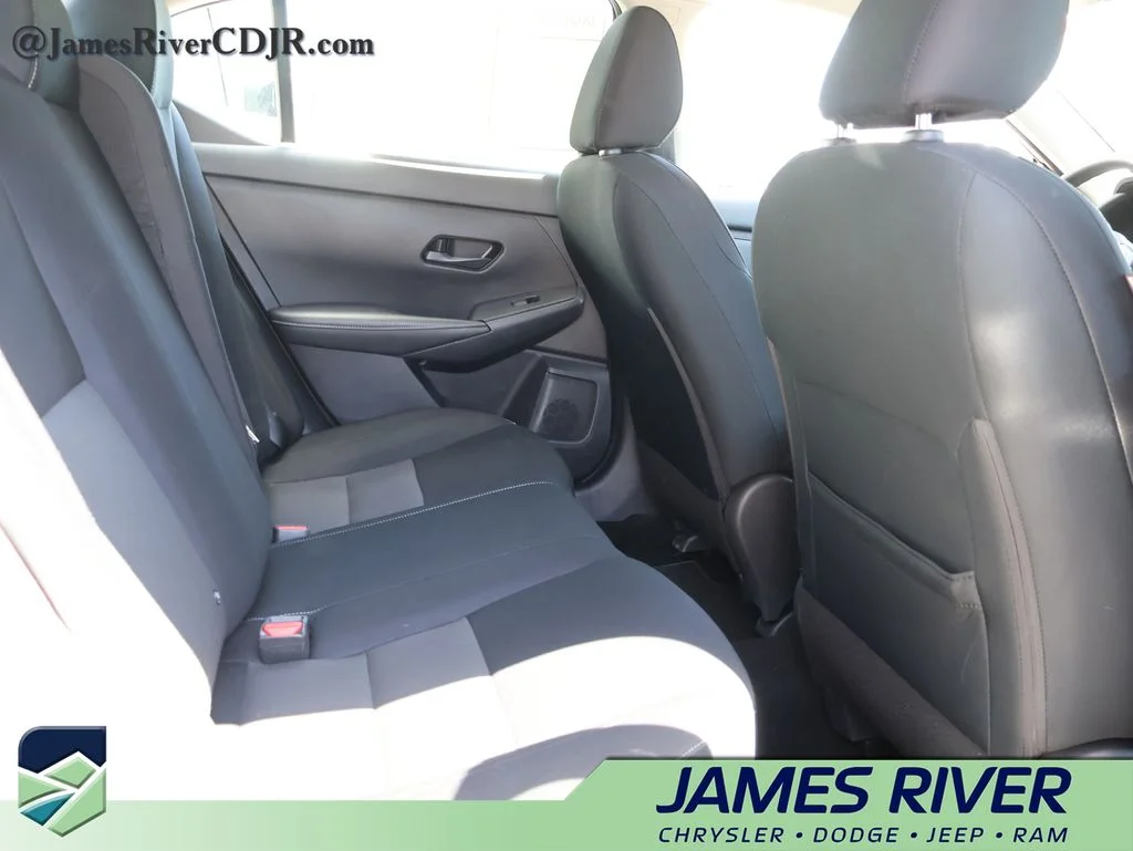 Used 2024 Gray Nissan SV image 12