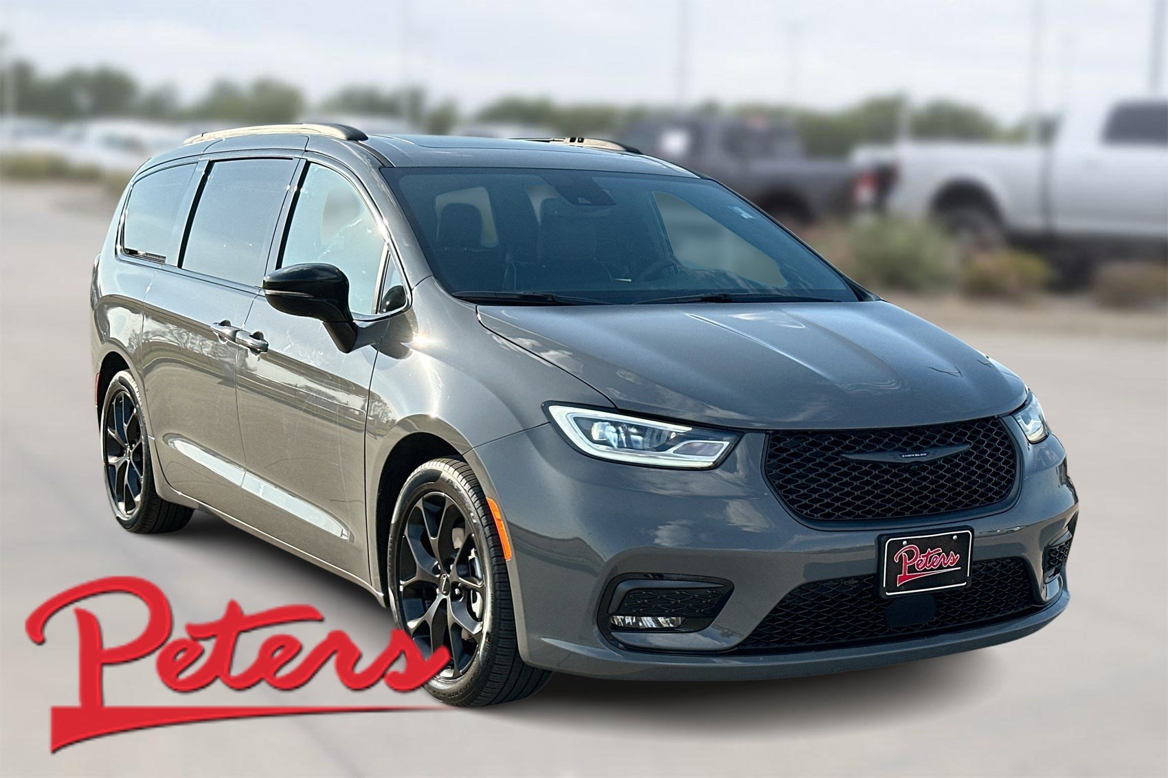 2025 Chrysler Pacifica Limited's photo
