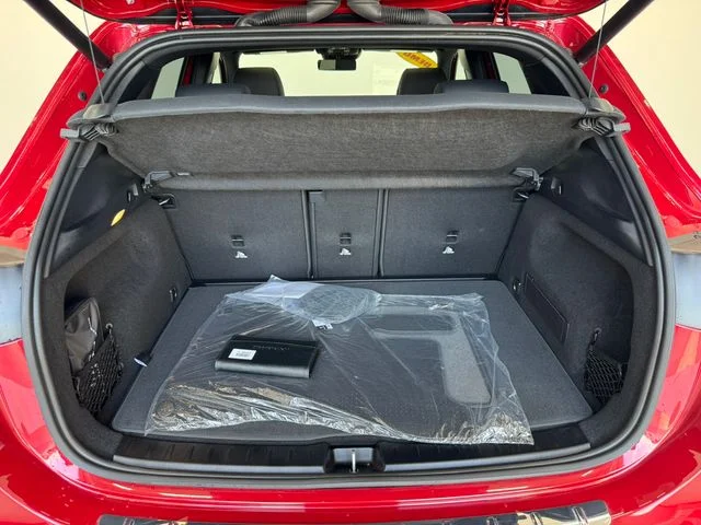 Certified Used 2026 MANUFAKTUR Patagonia Red Metallic Mercedes-Benz GLA 250 image 9