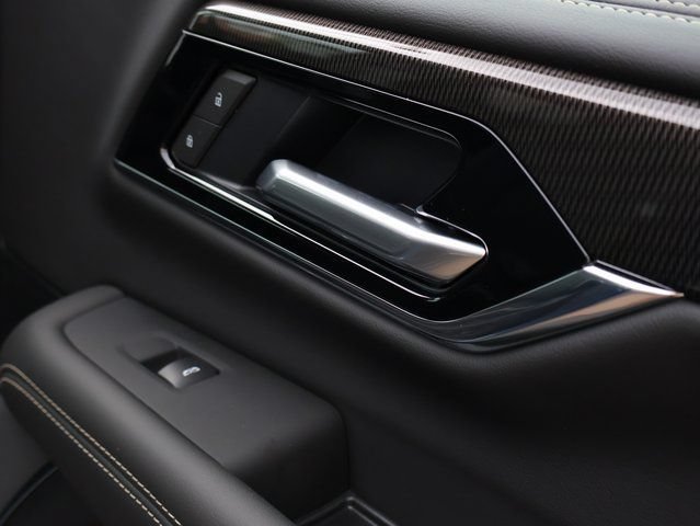 2026 GMC Yukon Elevation - Photo 10