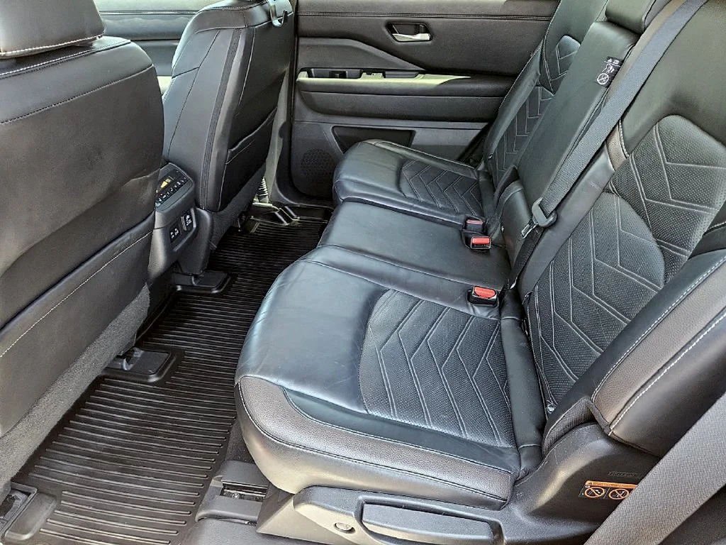 Certified Used 2023 Red Nissan Platinum image 30