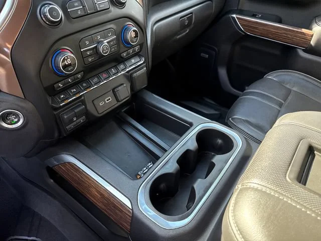 Used 2020 Black Chevrolet High Country image 24