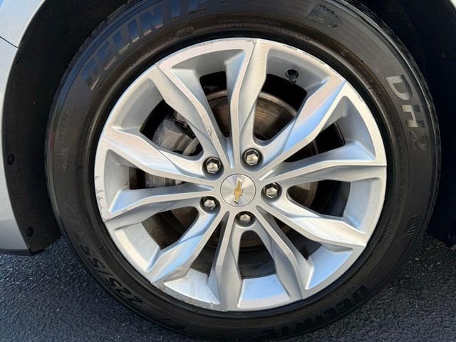Used 2024 Gray Chevrolet LT image 32