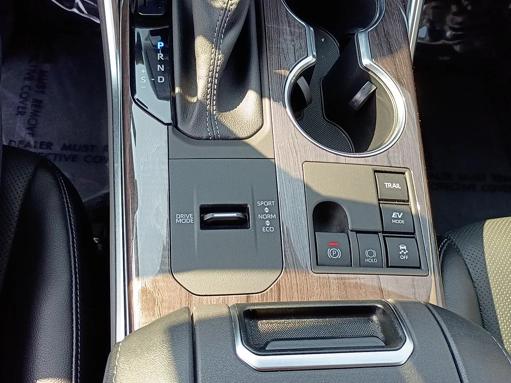 Used 2023 Celestial Silver Metallic Toyota Platinum image 27