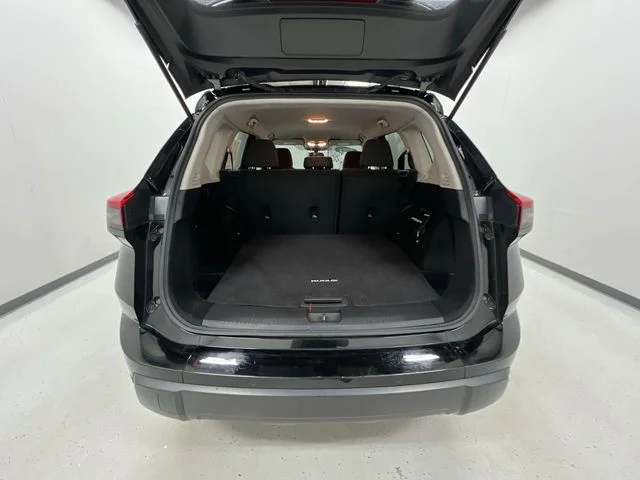 2024 Nissan Rogue S - Photo 25