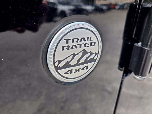 Used 2019 Black Jeep Unlimited Sahara image 18