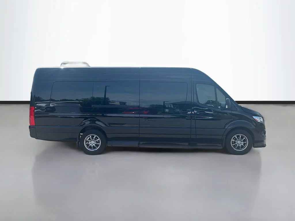Used 2022 Black Mercedes-Benz Cargo 170 WB image 2