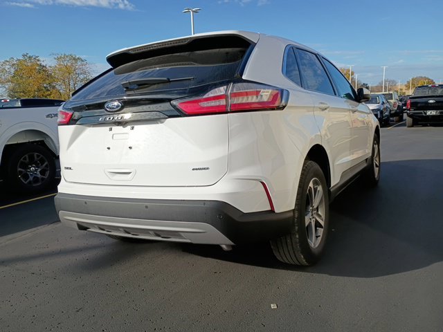 Used 2024 White Ford SEL image 2