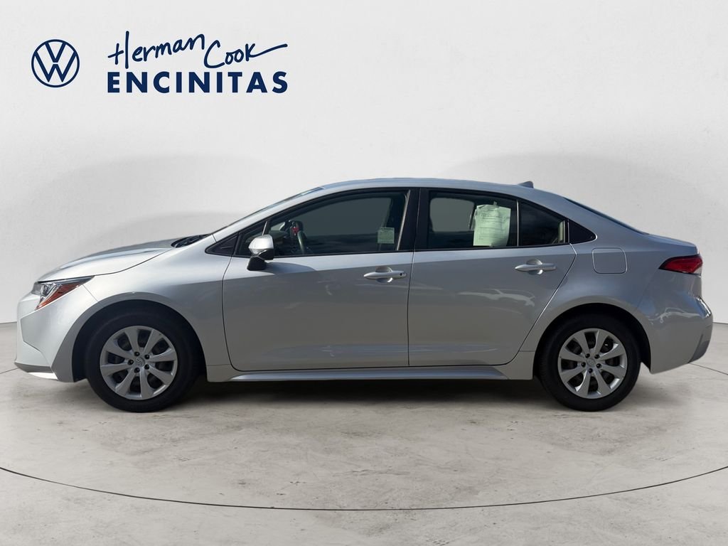 Used 2022 Classic Silver Metallic Toyota LE image 2