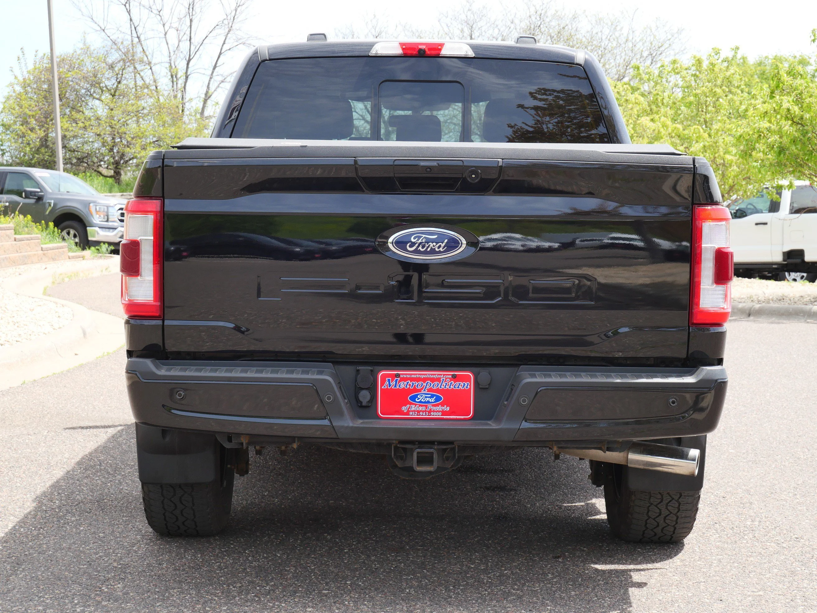 Certified Used 2022 Agate Black Metallic Ford LARIAT image 5