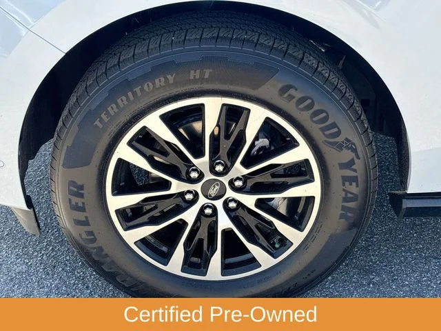 Used 2025 Silver Ford Platinum image 13