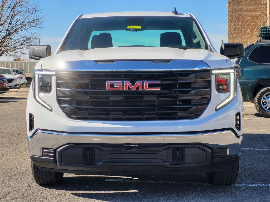 Used 2024 Summit White GMC Pro image 3