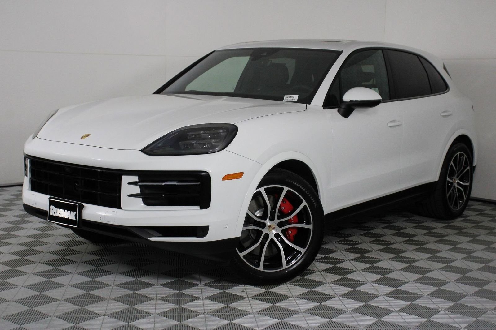 2025 Porsche Cayenne S's photo