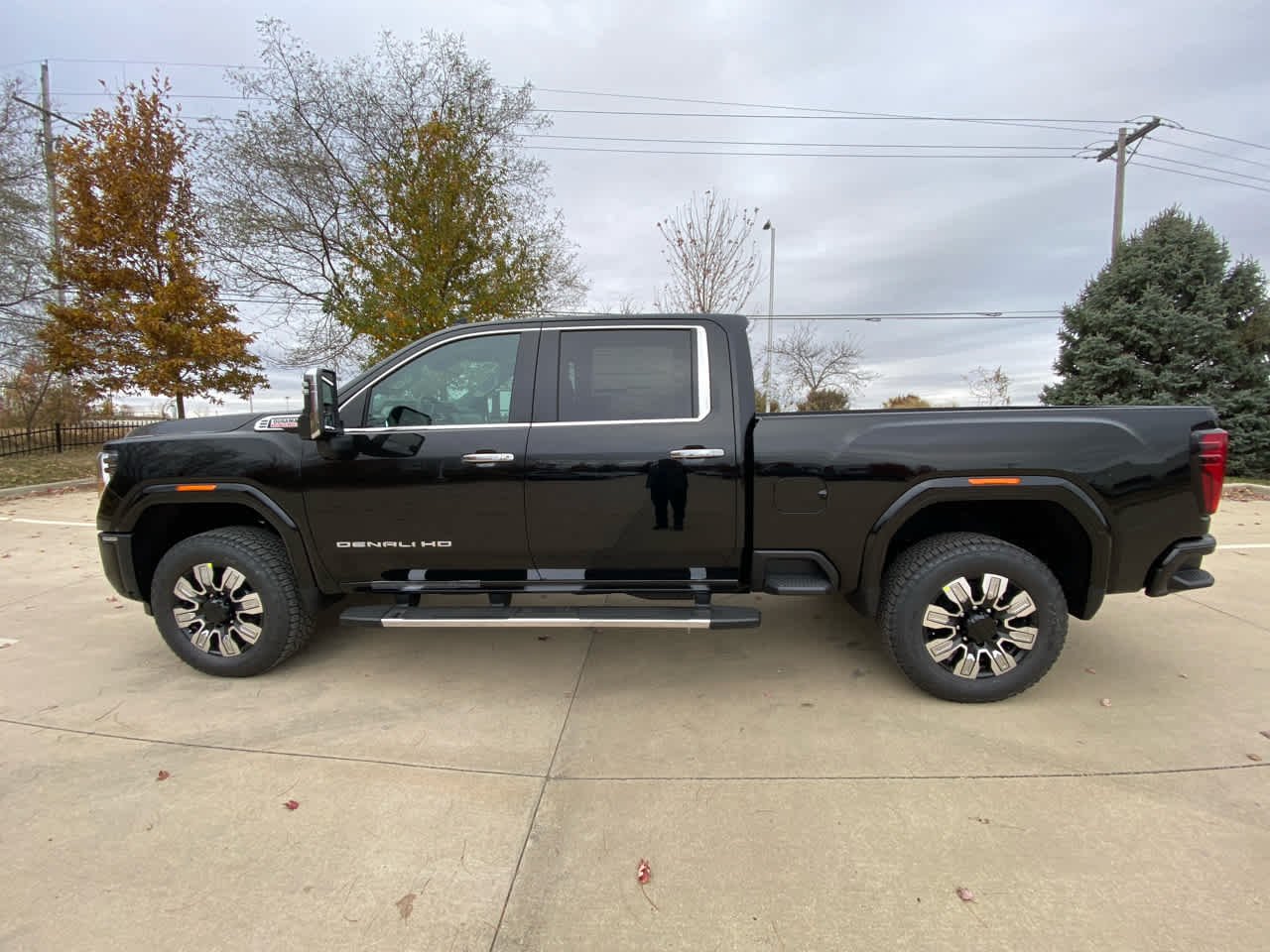 2026 GMC Sierra 2500HD Denali - Photo 9