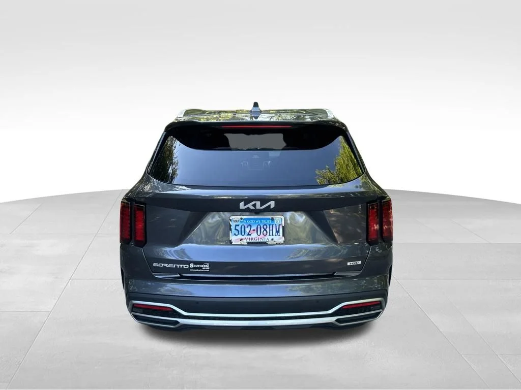 Used 2023 Gray Kia EX image 4