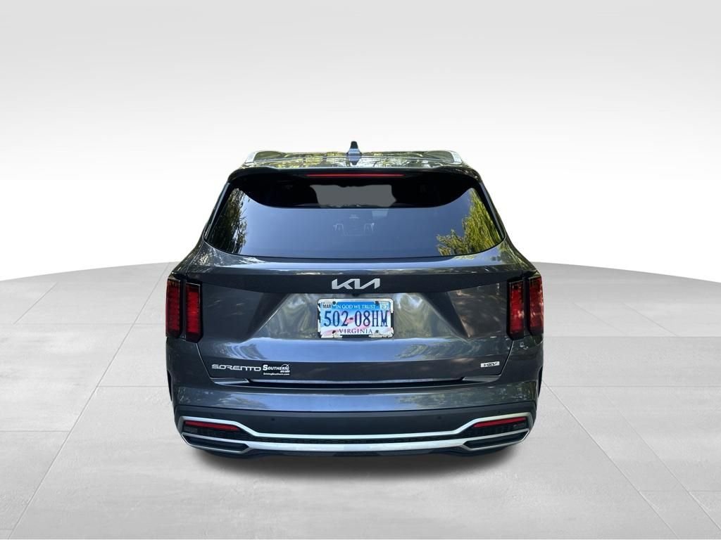 Used 2023 Gray Kia EX image 4