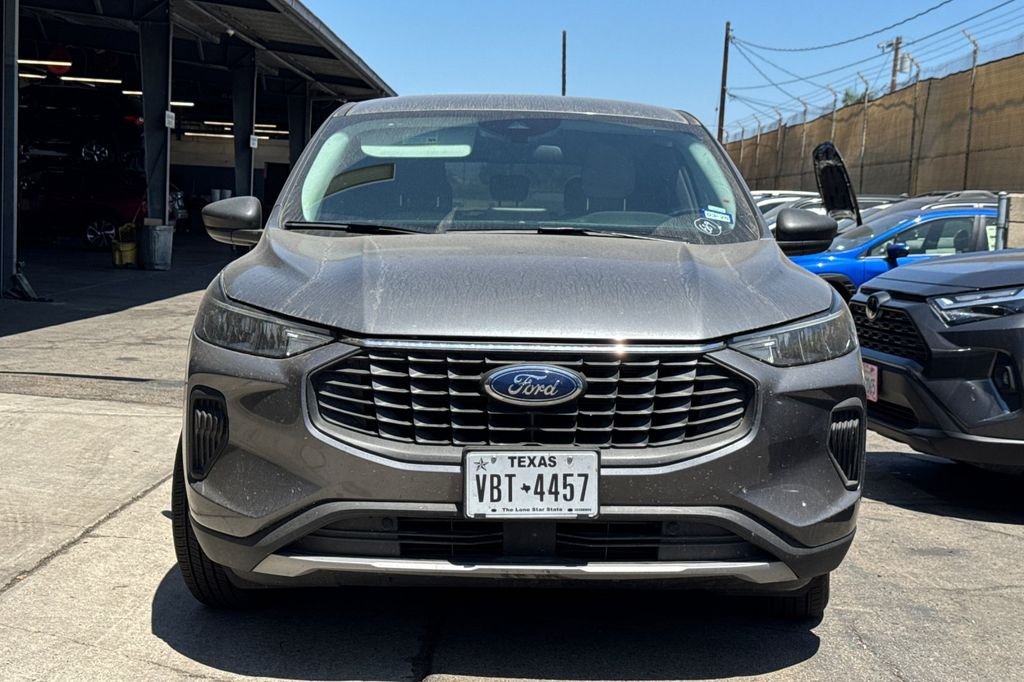 Used 2024 Gray Ford Active image 3